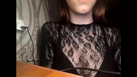 cute_foxis online show from 7, 5, 2026