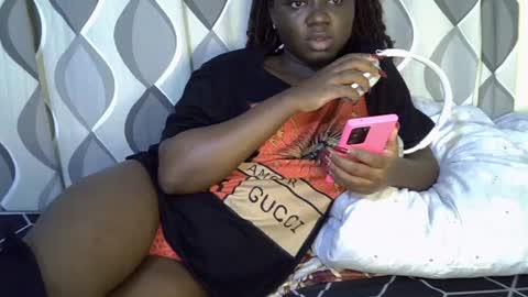 Snapshot of cute_gee chatting on 29, 6, 2026 daddysdoll online show from 29, 6, 2026