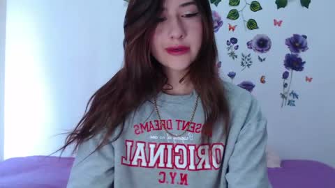 Snapshot of cute_isaa chatting on 17, 5, 2026 Isabella online show from 17, 5, 2026