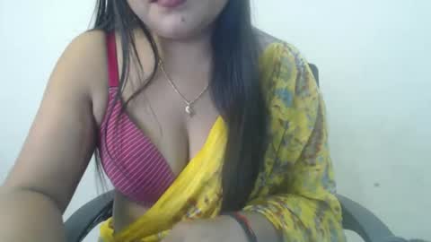 Snapshot of cute_kavya chatting on 16, 10, 2025 cute_kavya online show from 16, 10, 2025