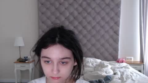 Snapshot of cute_lilia chatting on 27, 5, 2026 Lilia online show from 27, 5, 2026