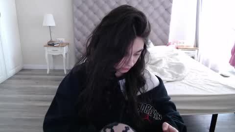 Snapshot of cute_lilia chatting on 29, 5, 2026 Lilia online show from 29, 5, 2026