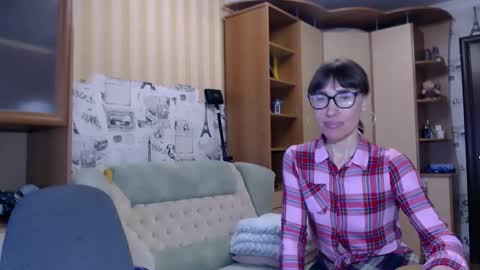 cute_lion_ online show from 28, 3, 2026