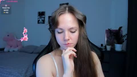 Emily online show from 12, 11, 2025