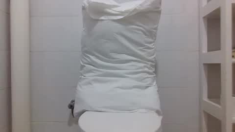 Snapshot of cute_melannin chatting on 17, 10, 2025 tiff flavian online show from 17, 10, 2025