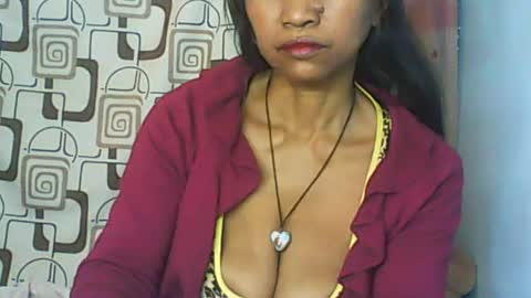 Snapshot of cute_moll chatting on 9, 7, 2026 murielle online show from 9, 7, 2026