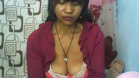 Snapshot of cute_moll chatting on 10, 7, 2026 murielle online show from 10, 7, 2026