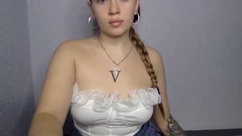 cute_shy06 online show from 28, 11, 2025