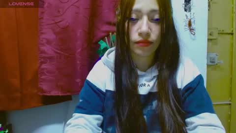 Snapshot of cute_zoe1 chatting on 3, 3, 2025 cute_zoe1 online show from 3, 3, 2025