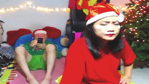 Snapshot of cuteandsexyone chatting on 28, 12, 2024 CuteAndSexyOne Na and Brian online show from 28, 12, 2024
