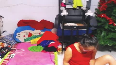 Snapshot of cuteandsexyone chatting on 9, 1, 2025 CuteAndSexyOne Na and Brian online show from 9, 1, 2025