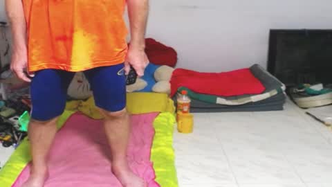 Snapshot of cuteandsexyone chatting on 29, 1, 2025 CuteAndSexyOne Na and Brian online show from 29, 1, 2025