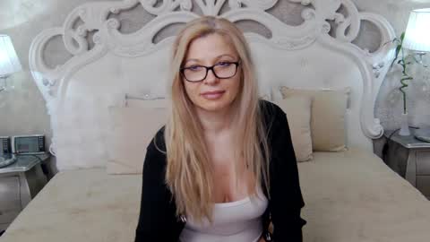 cuteangelina18 online show from 7, 5, 2026