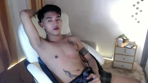 Snapshot of cuteasiancock98 chatting on 1, 2, 2025 Steph online show from 1, 2, 2025