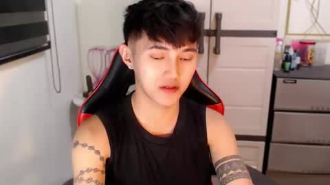 Snapshot of cuteasiancock98 chatting on 17, 5, 2026 Steph online show from 17, 5, 2026