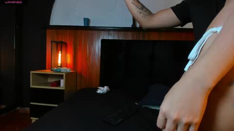 cutebutharder online show from 17, 4, 2026