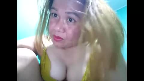 Snapshot of cutechey06 chatting on 29, 12, 2024 Sky online show from 29, 12, 2024