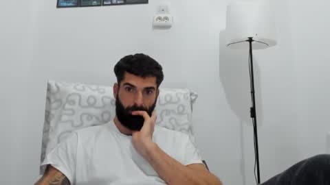 Snapshot of cuteeboy chatting on 12, 11, 2025 cuteeboy online show from 12, 11, 2025