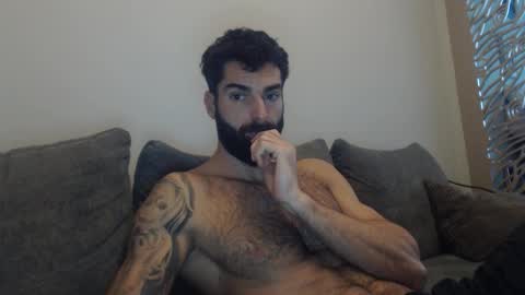 Snapshot of cuteeboy chatting on 15, 11, 2025 cuteeboy online show from 15, 11, 2025