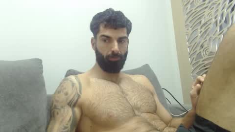 Snapshot of cuteeboy chatting on 30, 11, 2025 cuteeboy online show from 30, 11, 2025