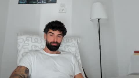 Snapshot of cuteeboy chatting on 4, 3, 2026 cuteeboy online show from 4, 3, 2026