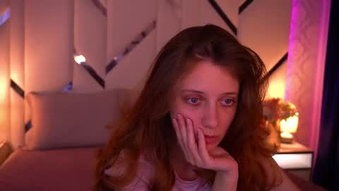 Snapshot of cuteefoxy chatting on 6, 5, 2026 Foxy online show from 6, 5, 2026
