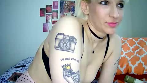 Bella online show from 7, 5, 2026
