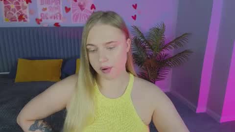Snapshot of cutefever chatting on 12, 6, 2026 Amyy online show from 12, 6, 2026