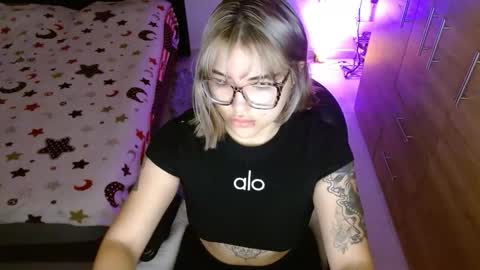 isabella online show from 3, 3, 2026