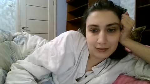Snapshot of cutekattie chatting on 24, 10, 2025 cutekattie online show from 24, 10, 2025