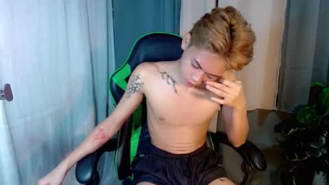 cuteleemoreno online show from 4, 2, 2026