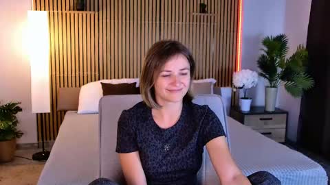 cutemirage online show from 24, 5, 2026