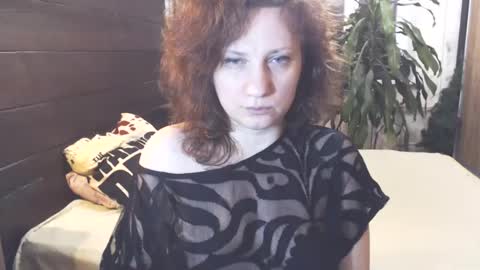 Snapshot of cutemoan chatting on 18, 1, 2025 Rita online show from 18, 1, 2025