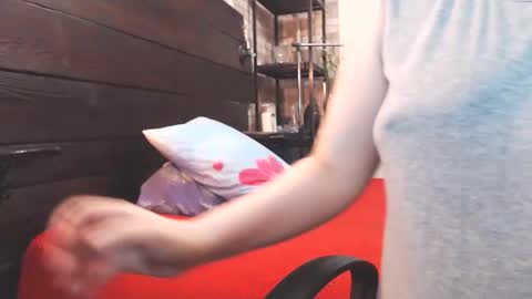 Snapshot of cutemoan chatting on 22, 9, 2025 Rita online show from 22, 9, 2025