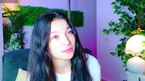 Snapshot of cuteness__girl chatting on 1, 10, 2025 cuteness__girl online show from 1, 10, 2025