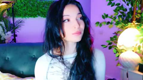 Snapshot of cuteness__girl chatting on 5, 11, 2025 cuteness__girl online show from 5, 11, 2025