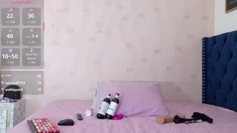cutepetitee online show from 30, 10, 2025
