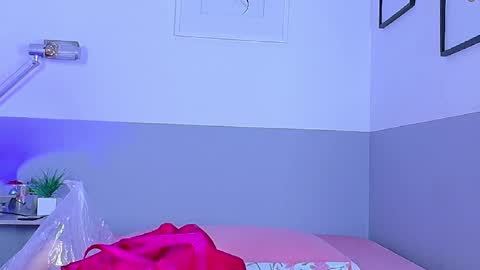 cutepetitee online show from 12, 1, 2026