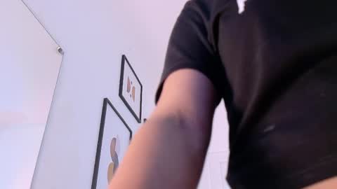 cutepetitee online show from 21, 4, 2026