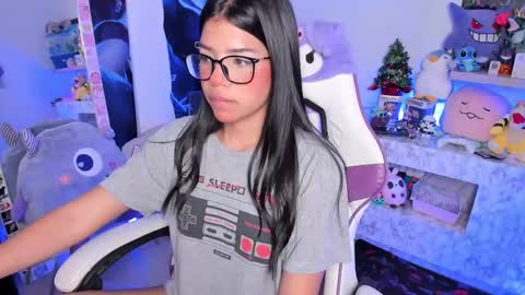 Snapshot of cutestephuwu chatting on 19, 2, 2025 - independent model online show from 19, 2, 2025