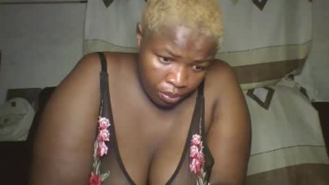 cutey_mellanin online show from 17, 10, 2025
