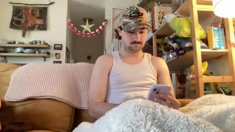 Snapshot of cutie_boy97 chatting on 18, 2, 2026 biddy online show from 18, 2, 2026