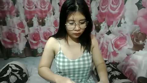 Snapshot of cutie_ethel chatting on 27, 5, 2026 cutie_ethel online show from 27, 5, 2026