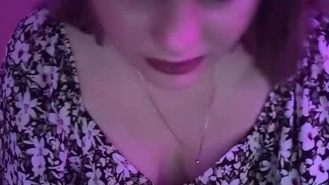 Snapshot of cutie_girl__ chatting on 17, 7, 2026 cutie_girl__ online show from 17, 7, 2026