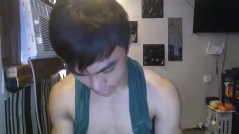 cutie_hunk69 online show from 4, 6, 2026