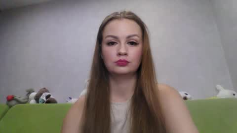 Chloe online show from 17, 9, 2025