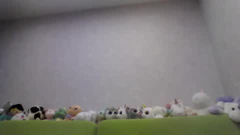 Snapshot of cutie_klo_ chatting on 25, 5, 2026 Chloe online show from 25, 5, 2026