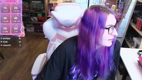 Cutie Velvette online show from 25, 3, 2026