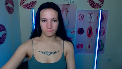 Snapshot of cutielady_ chatting on 3, 10, 2025 Emma online show from 3, 10, 2025