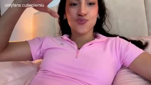 Snapshot of cutiepiemiu chatting on 18, 7, 2026 cutiepiemiu - online show from 18, 7, 2026